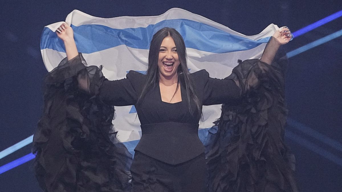 Bizární spektákl? Možná, ale být v Eurovizi znamená patřit k Západu